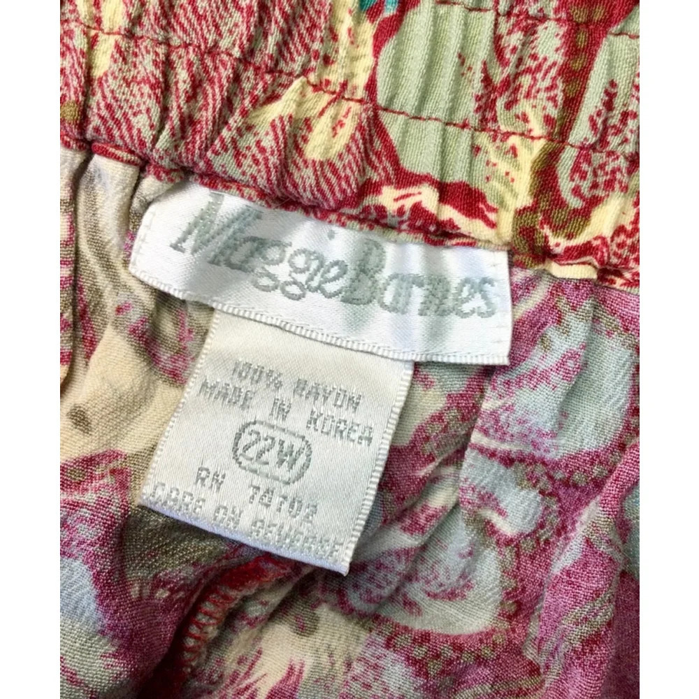 Vintage Women's Maggie Barnes Skirt, 22W, Red Floral - Picture 6 of 9